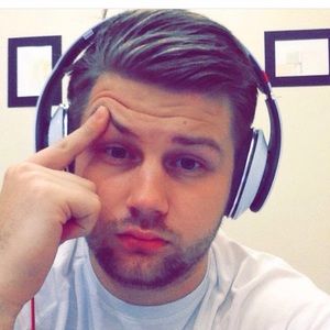 Meet your Posher, Kenny